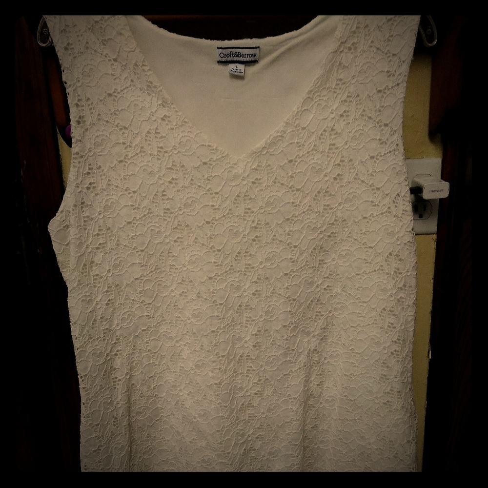 Sleeveless blouse